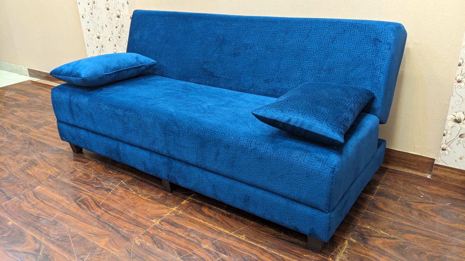 DivineCrafts Sofa Cum Bed