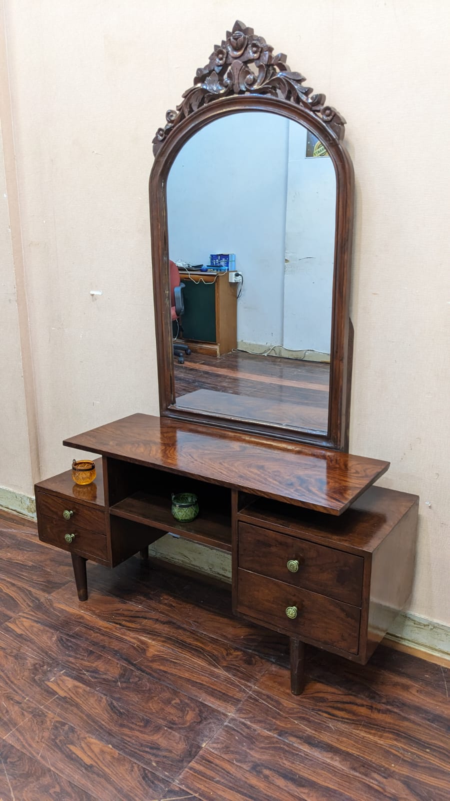 Antique Solid Sheesham Wood Dressing Table