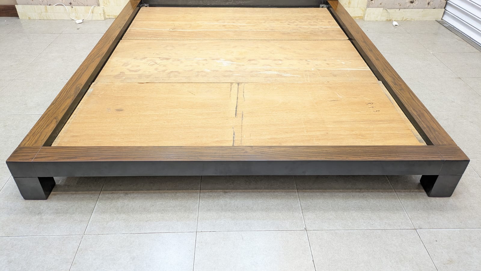 Habitt Queen Size Bed