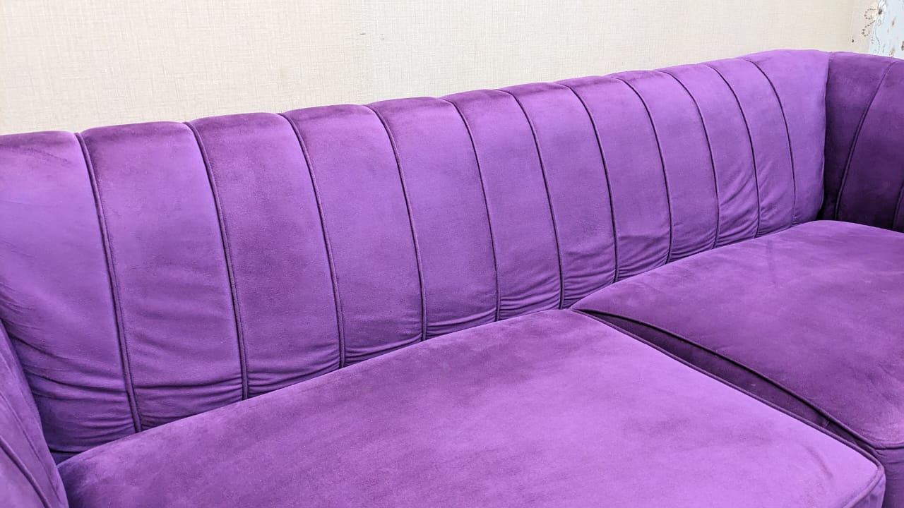 5 Seater Sofa Set with Center Table