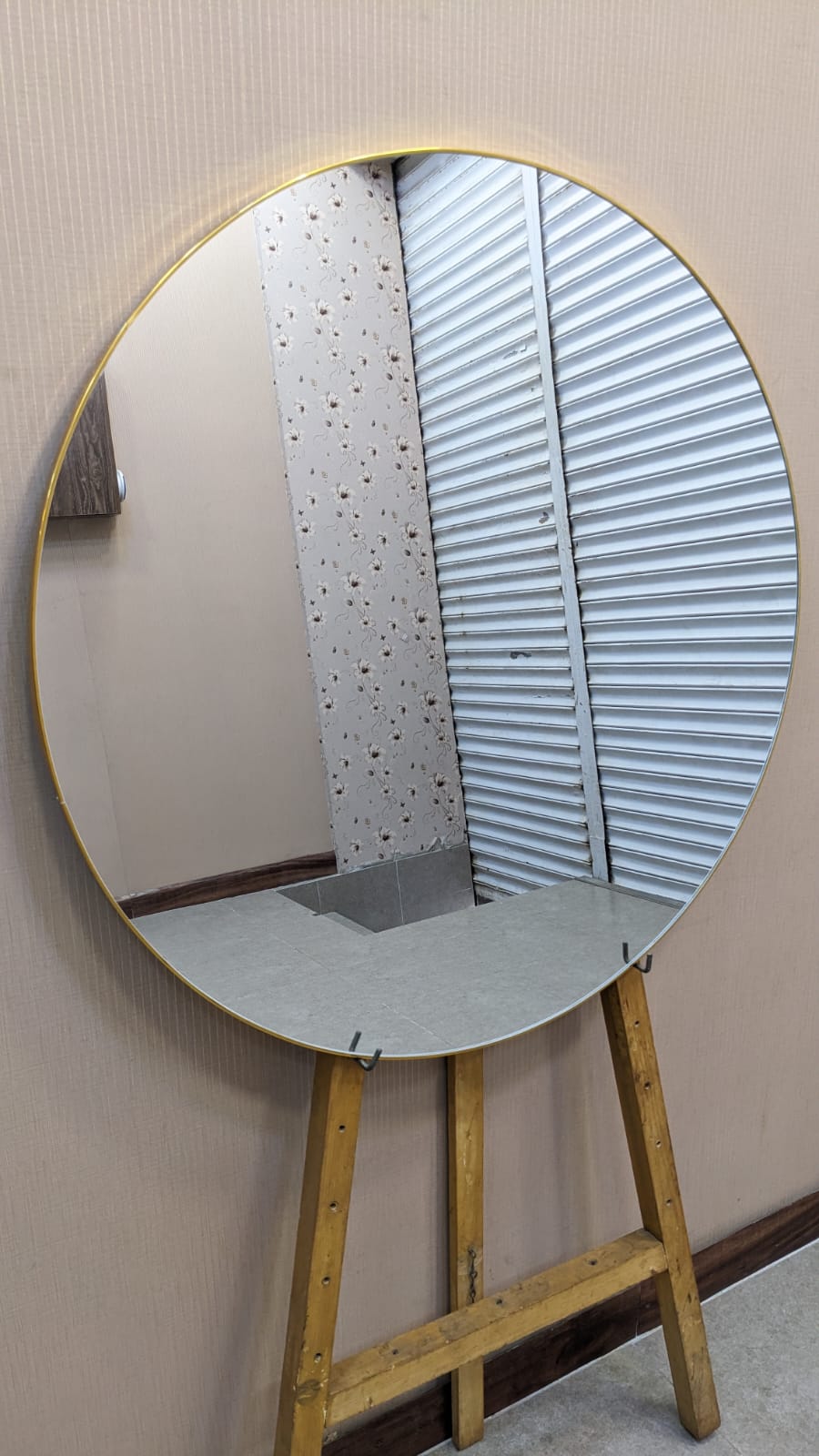 New Round Wall Mounted Mirror