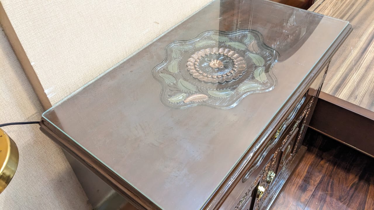 King Size Bed with 2 Side Tables