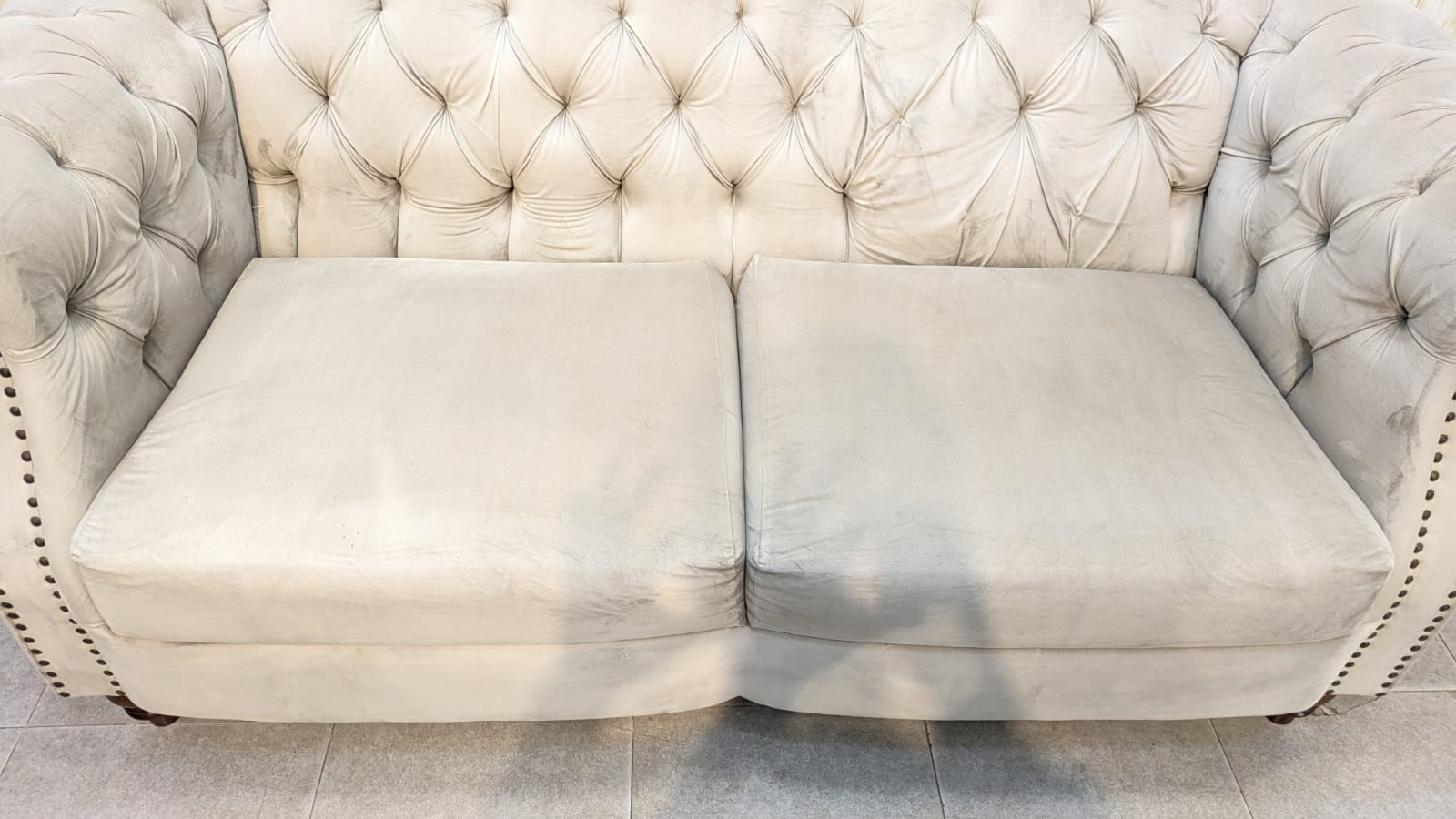 Comfortable 4 Seater Sofa Set