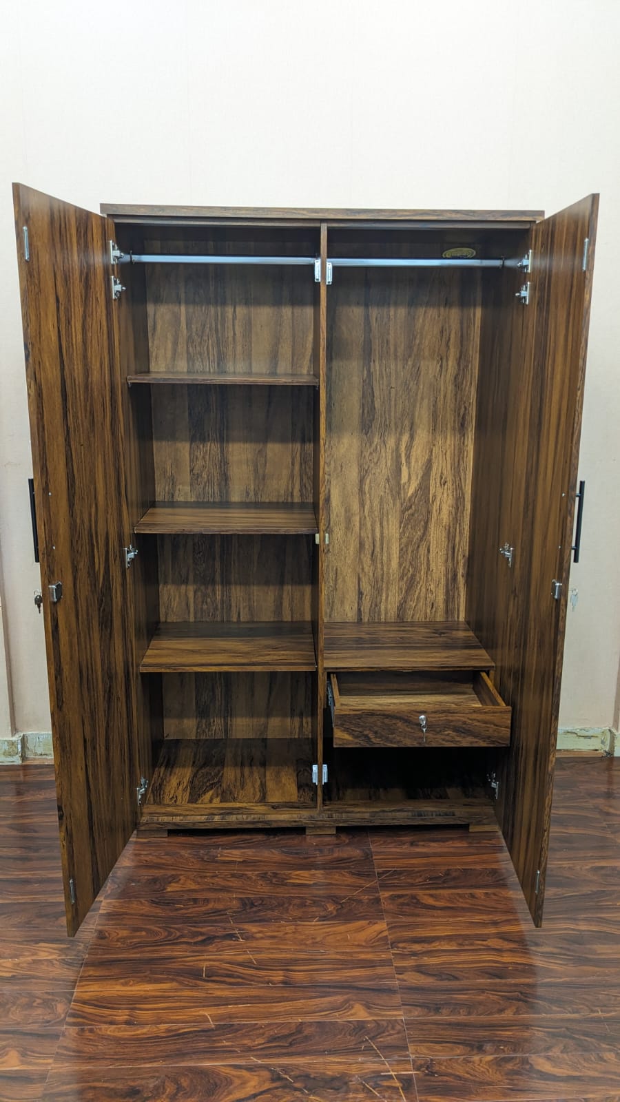 DivineCrafts New 2 Door Almirah