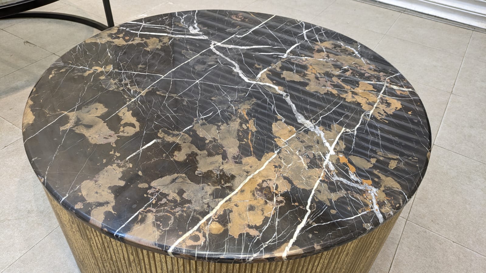 4 Pieces Nesting Coffee Tables with Side Tables Set