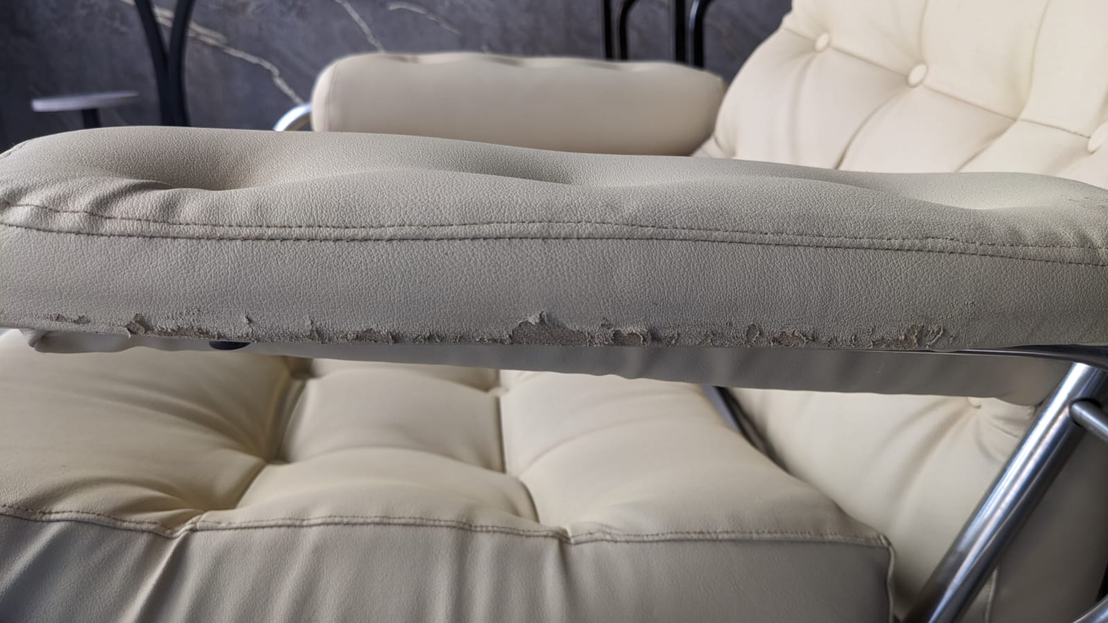 ✨ Imported Vintage ✨ Reclining Chair with Footrest