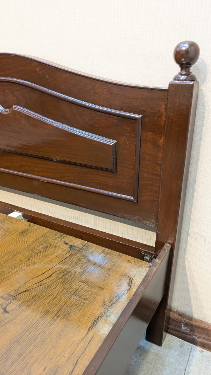 Sheesham wood and Sheesham Ply Single Bed