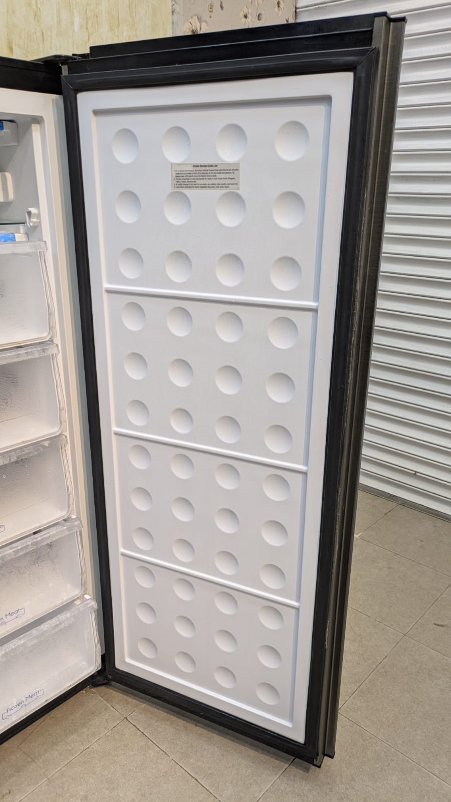 PEL Vertical Deep Freezer