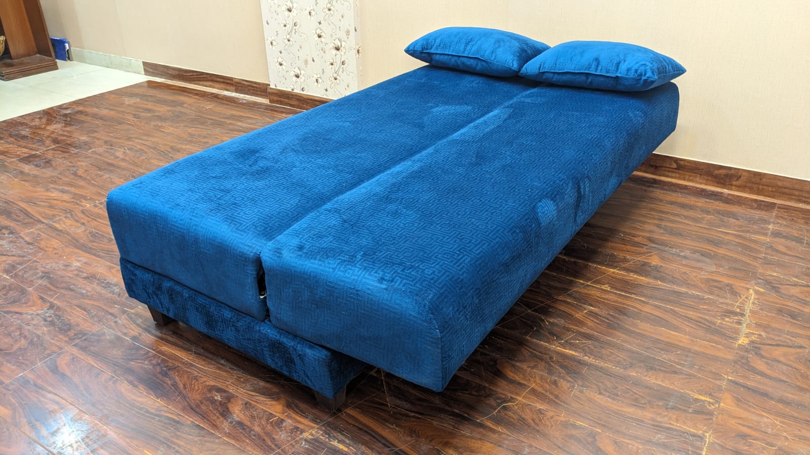 DivineCrafts Sofa Cum Bed