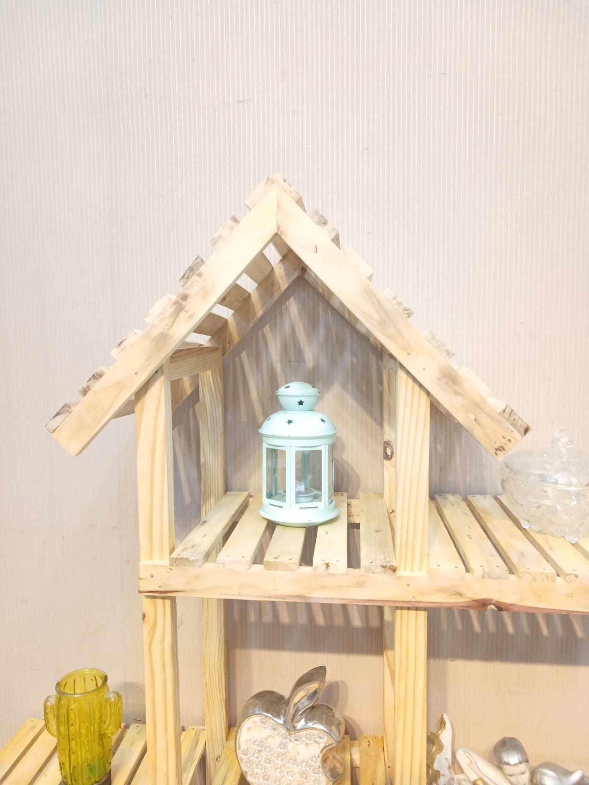 Brand New House Style Wooden Display Rack