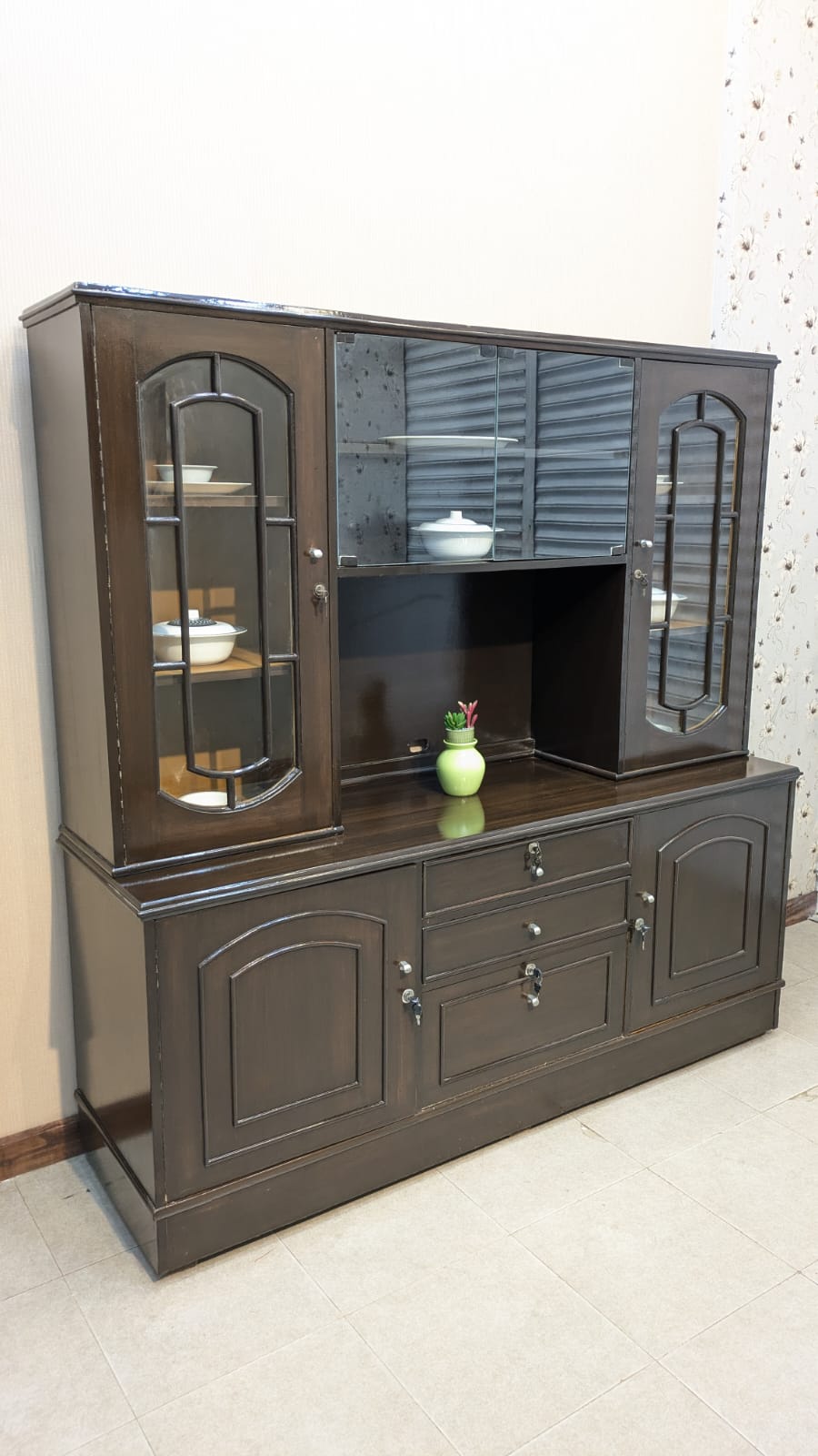 Crockery Divider