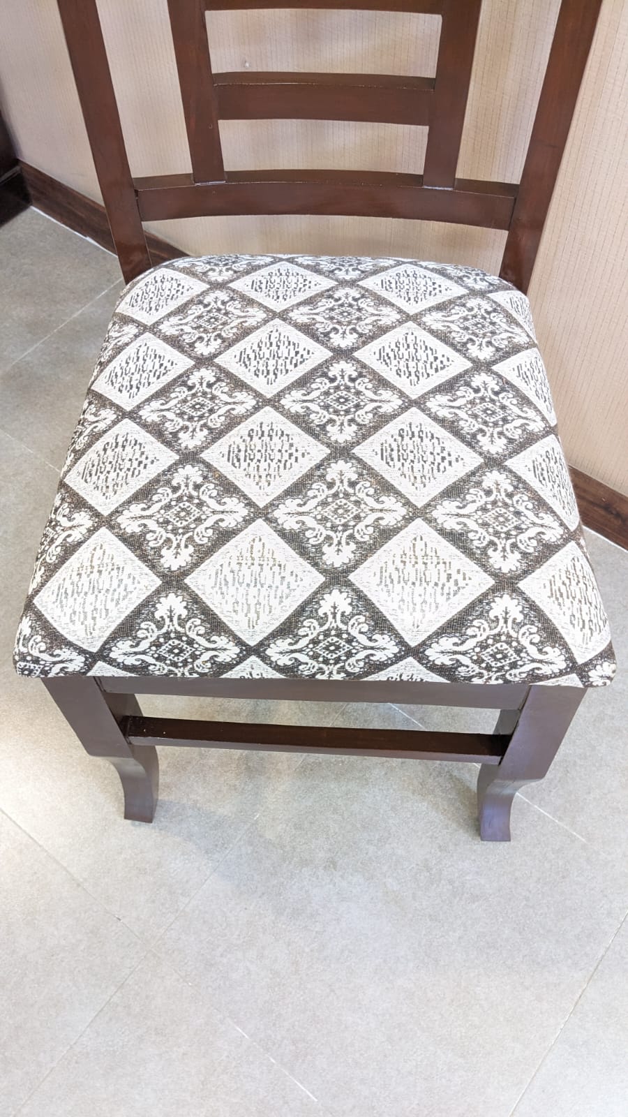 6 Seater Dining Table