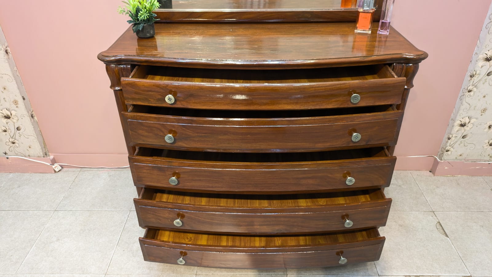 Beautiful Sheesham Wood King Size Bed Set