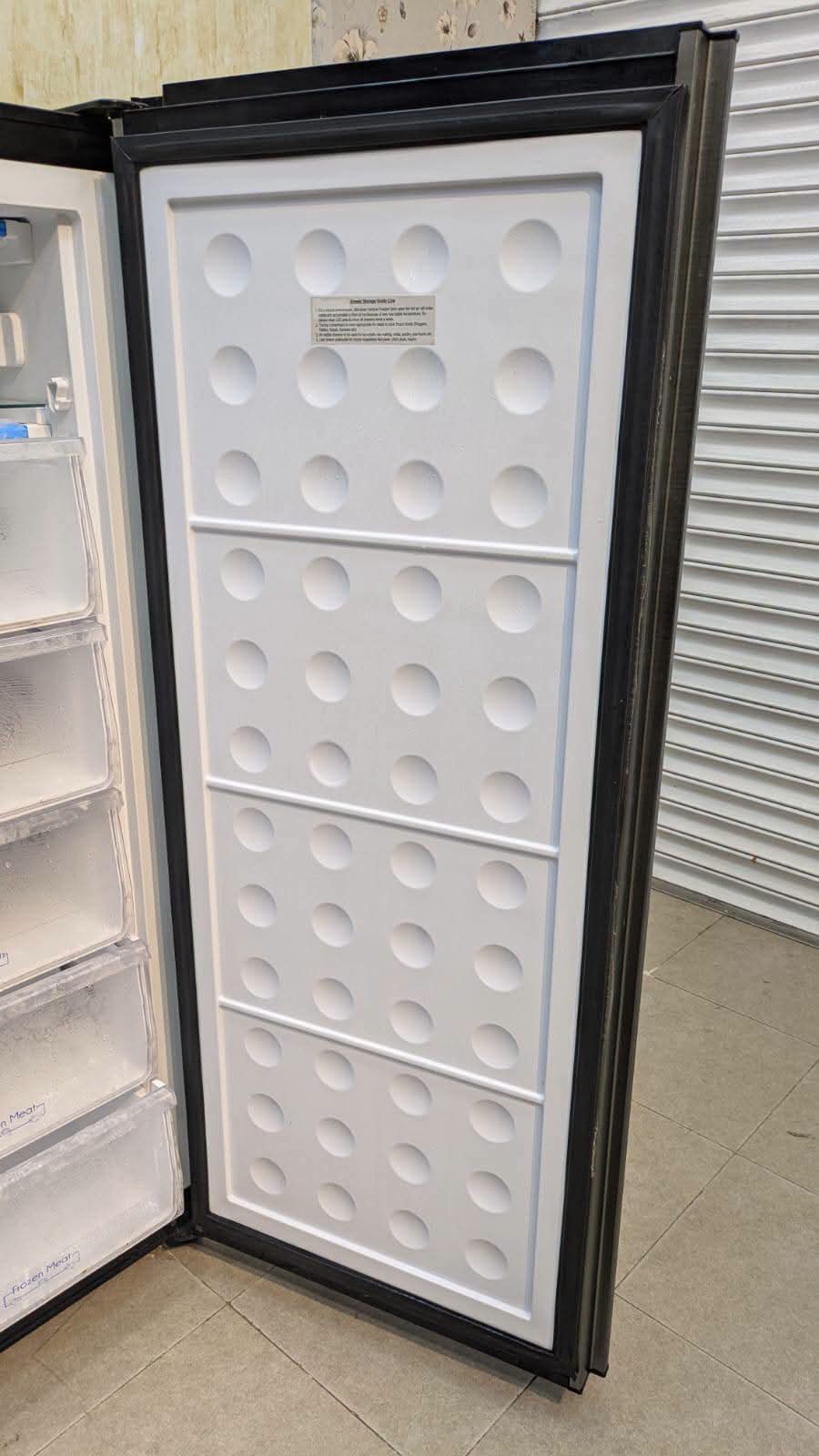 PEL Vertical Freezer