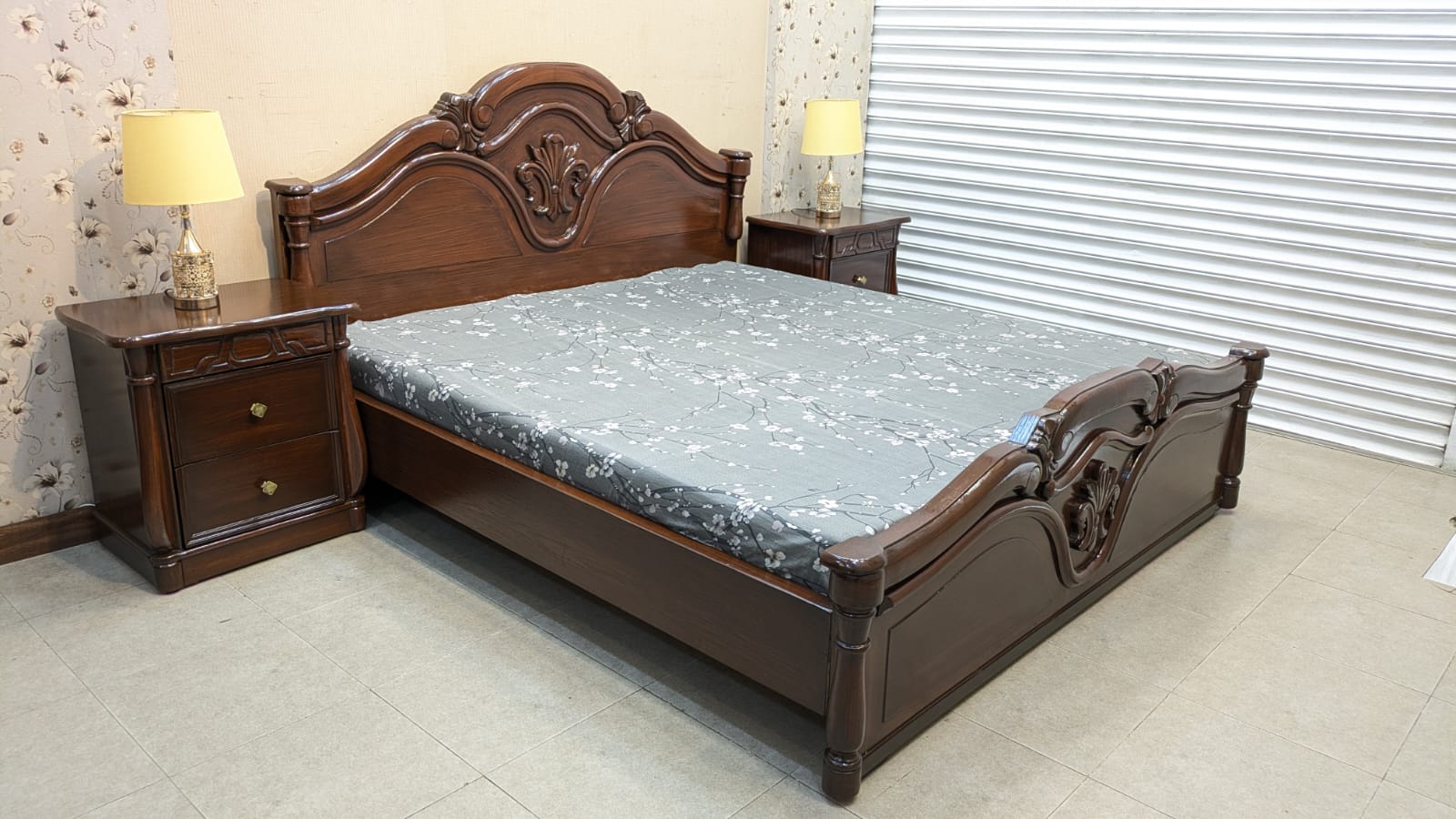 Diyar Wood King Size Bed with 2 Side Tables