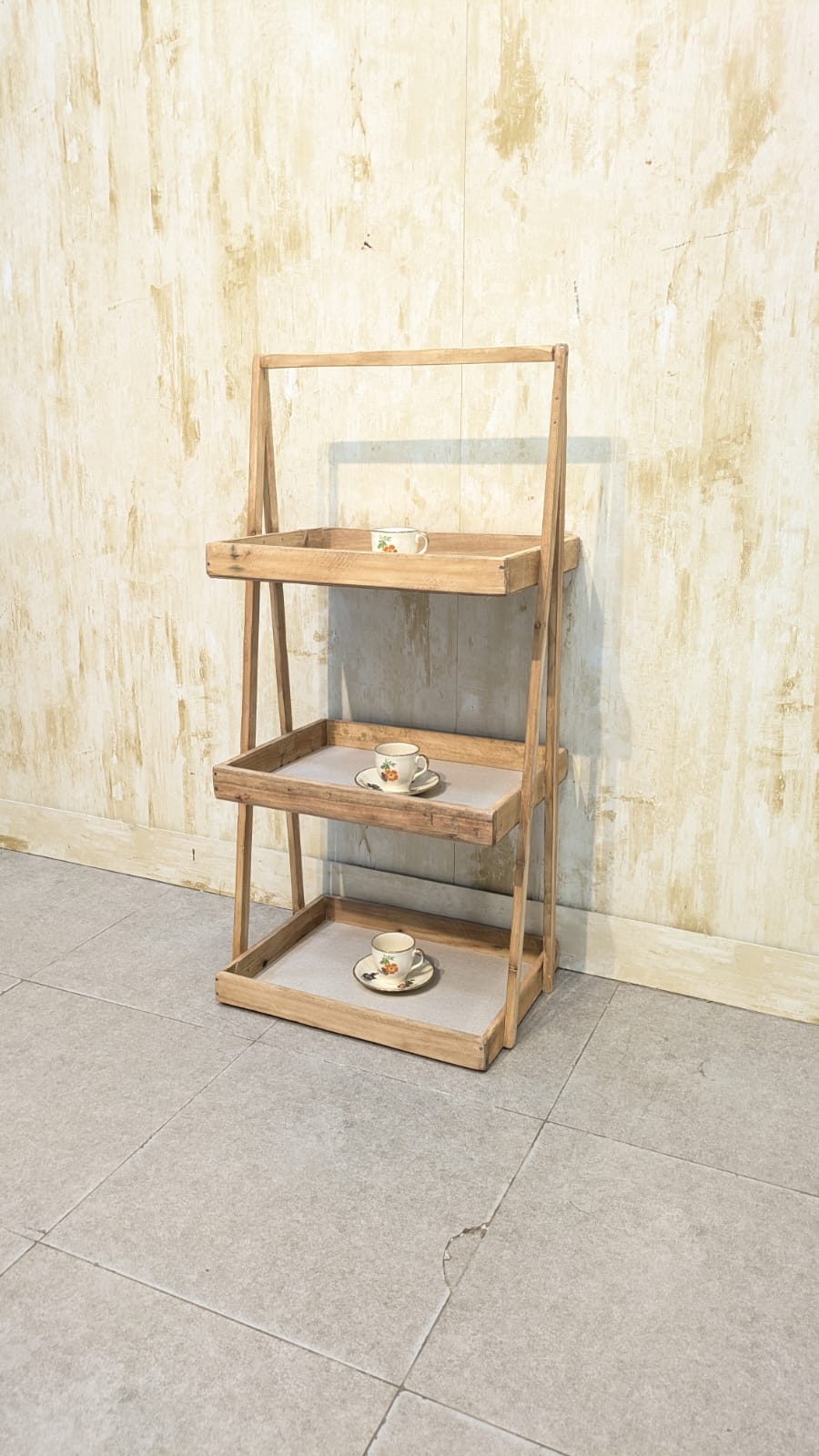 Brand New 3 Teirs Display Stand