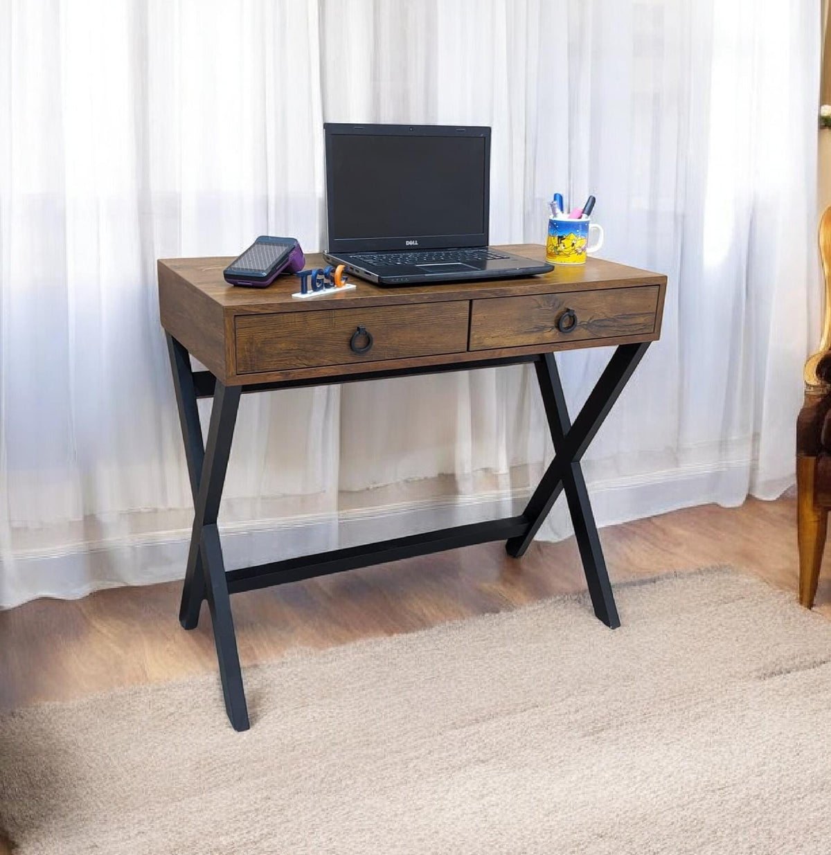 Divinecrafts Brand New Writing Table