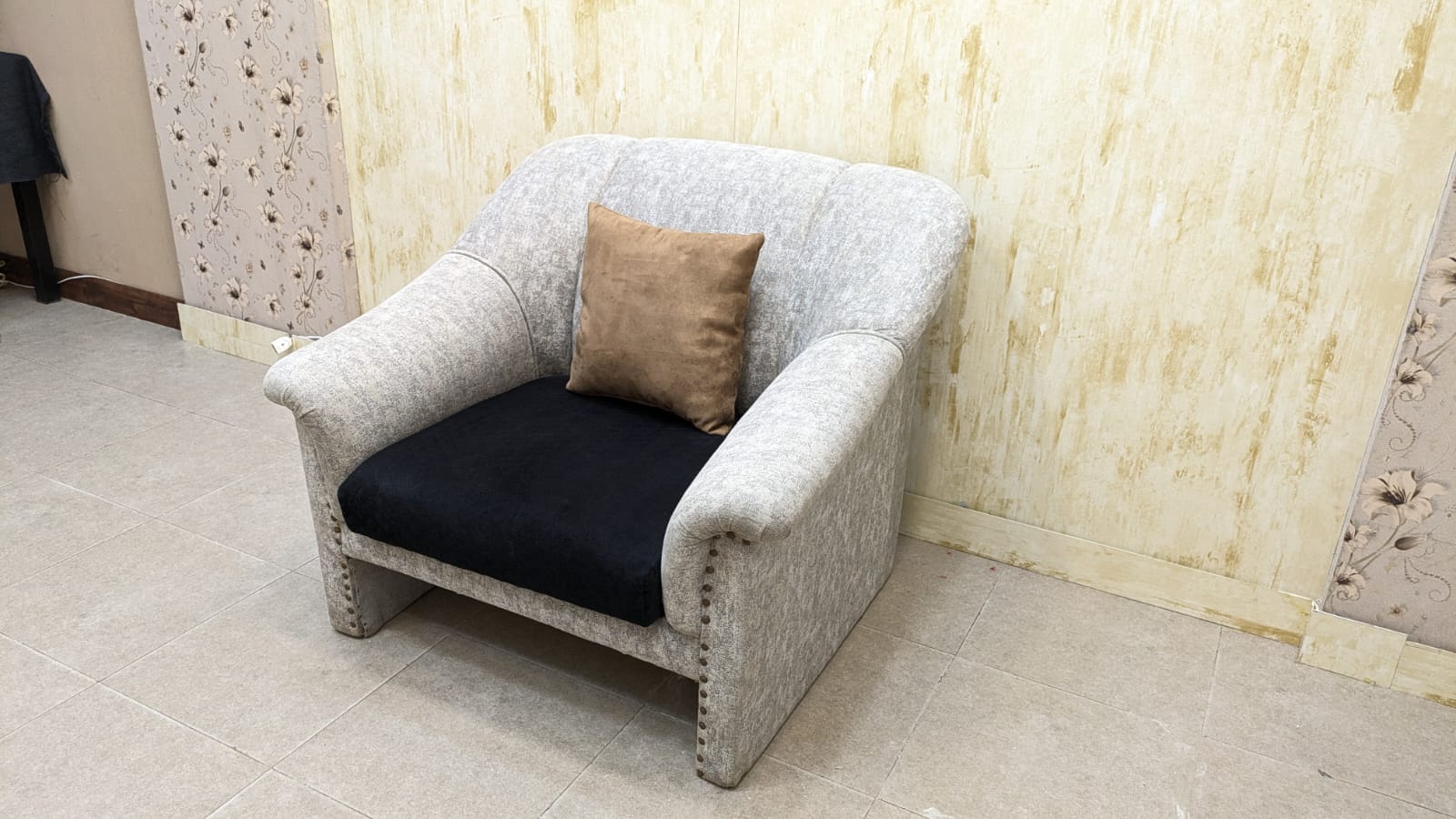 Single Seater Sofa