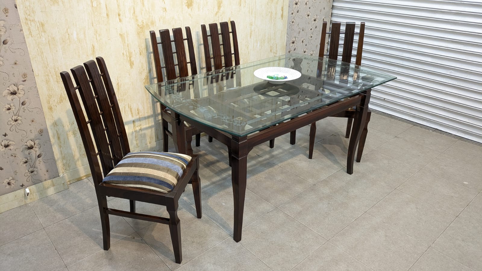 6 Seater Dining Table