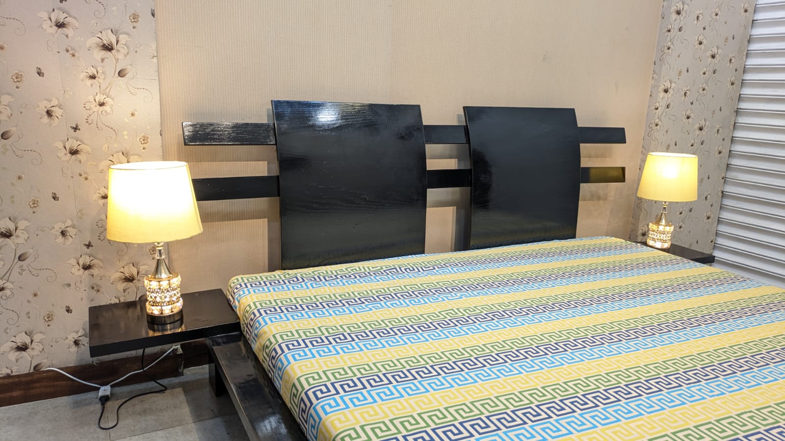 Habitt King Size Bed