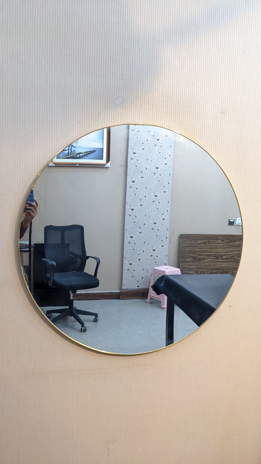 New Round Wall Mounted Mirror