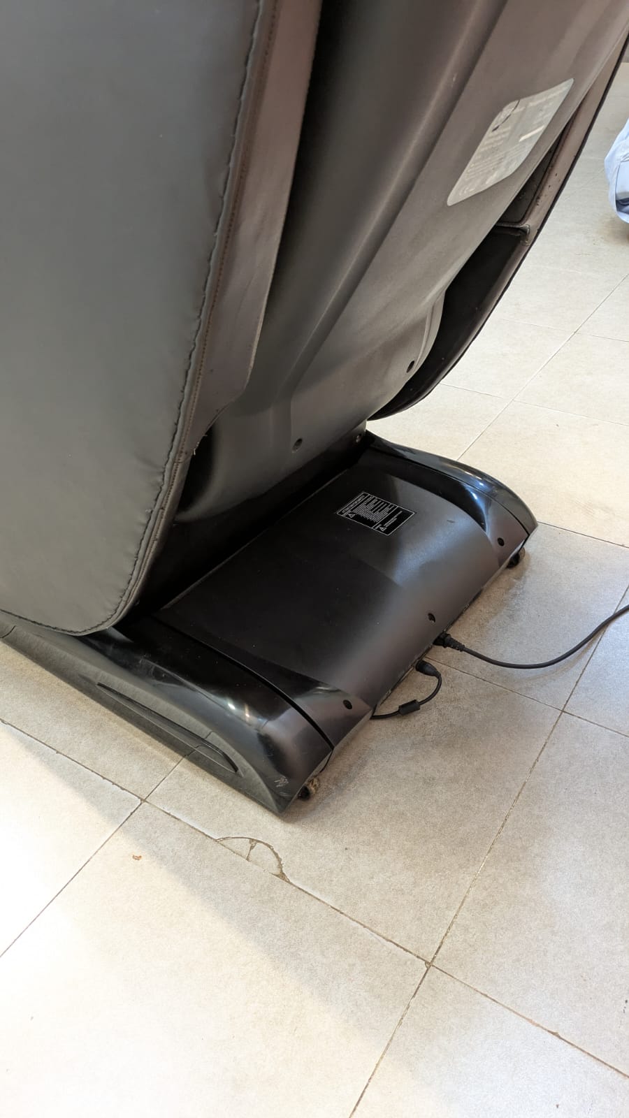 J.C. BUCKMAN MASSAGE CHAIR — RELAX IN LUXURY!