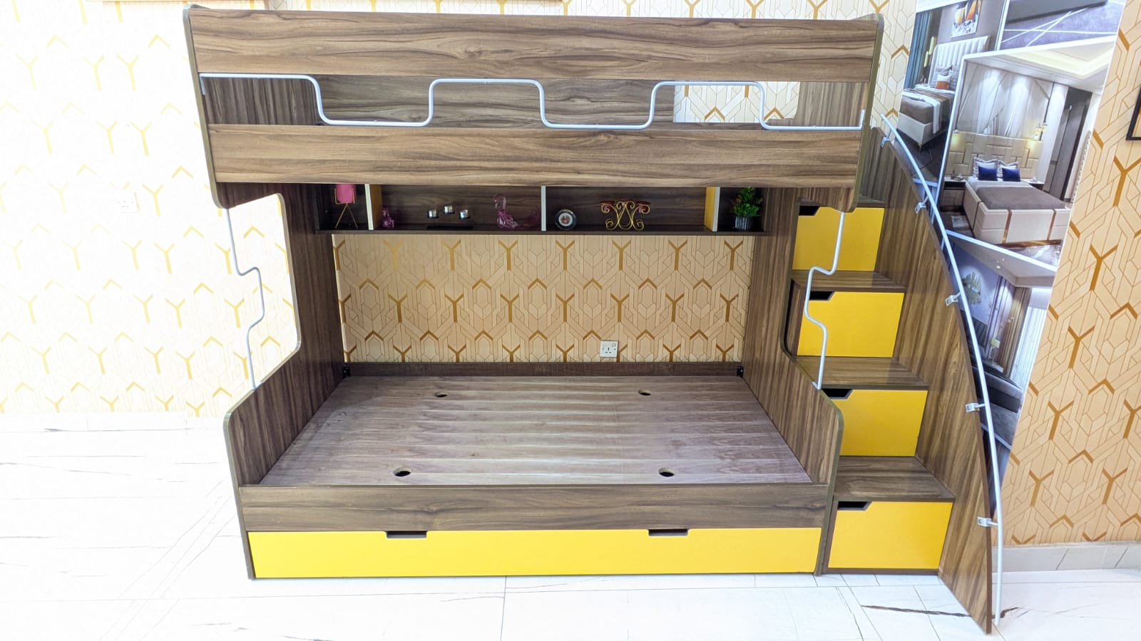 Interwood Wilson Triple Bunk Bed