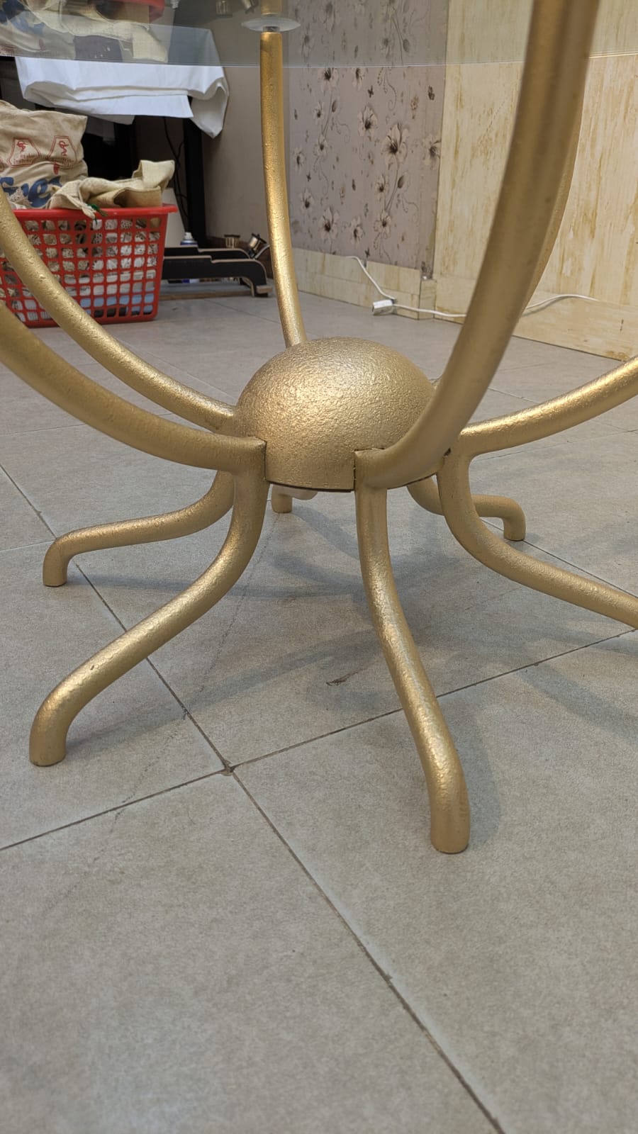 Elegant Gold deco Design Centre Table