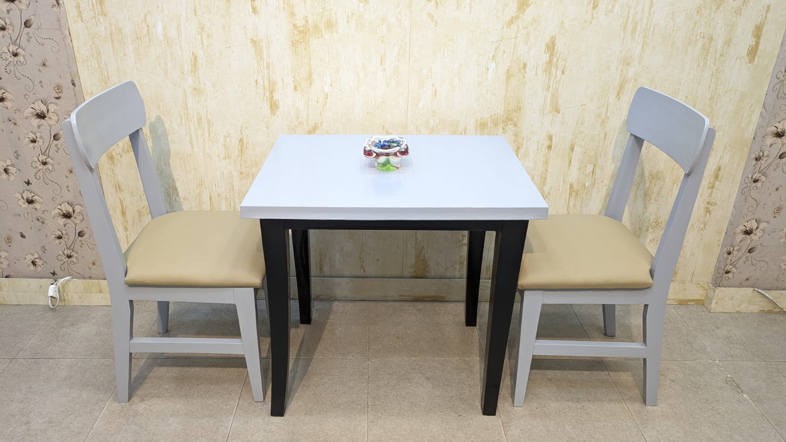 2 Seater Dining Table / Breakfast Table