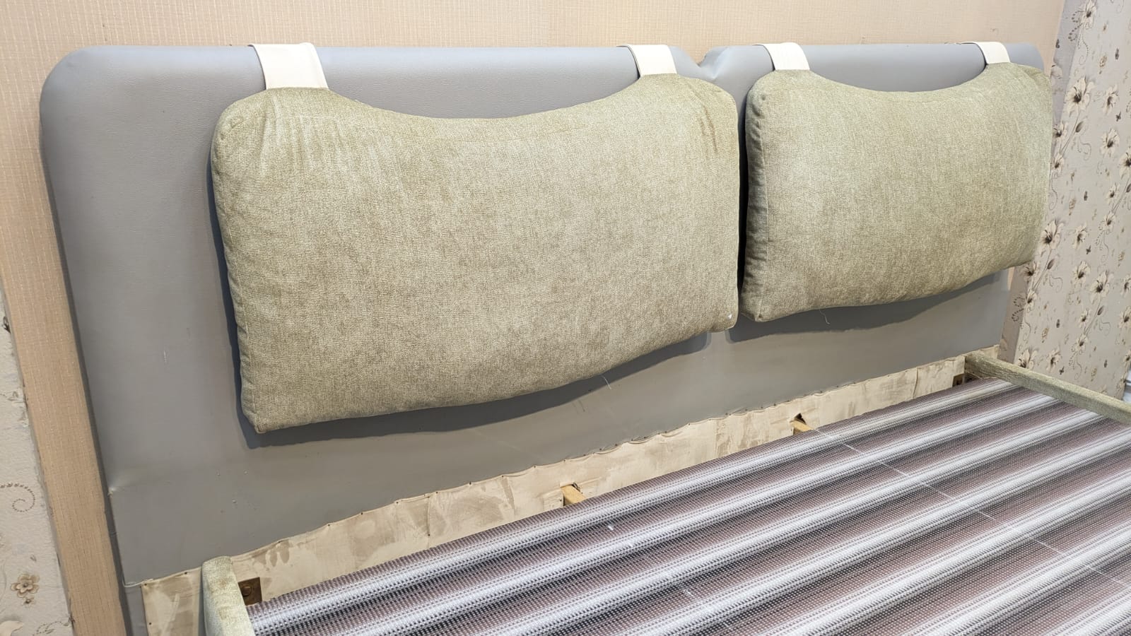 Fully Cushioned King Size Bed