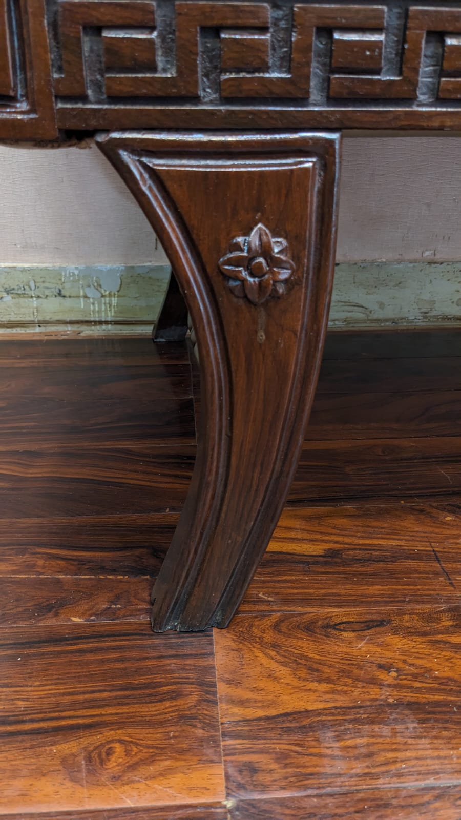 Solid Sheesham Wood 2.5 Seater Diwan