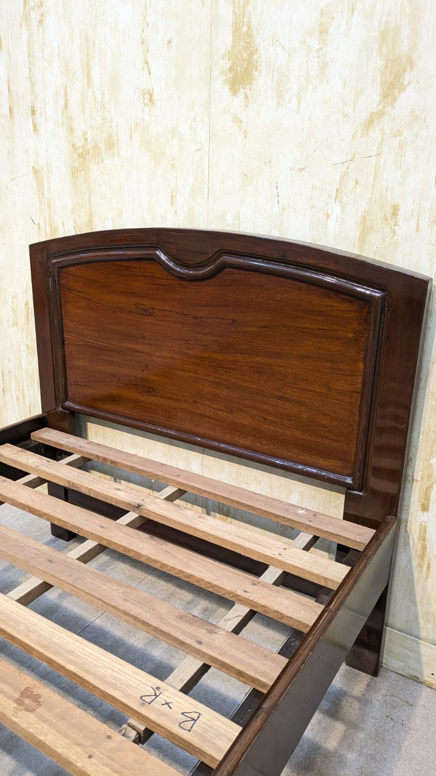 Single bed
