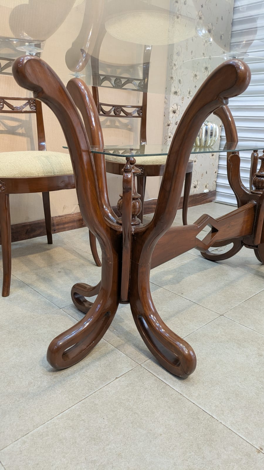 6 Seater Dining Table