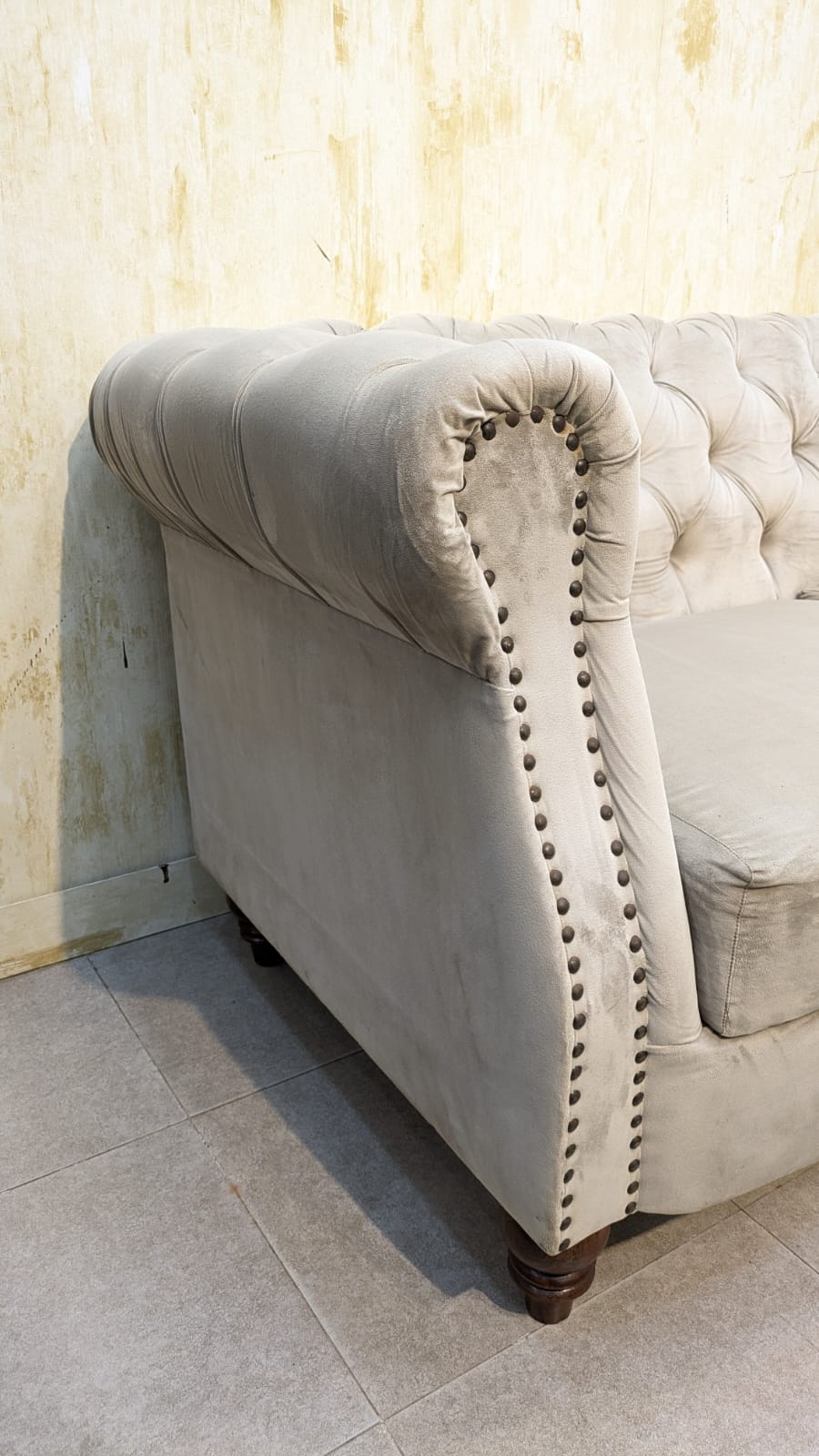 Comfortable 4 Seater Sofa Set