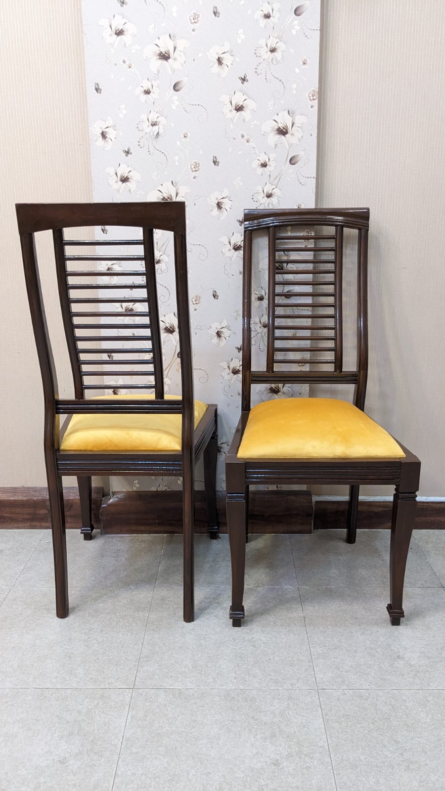 Solid Sheesham Wood 6 Seater Dining Table