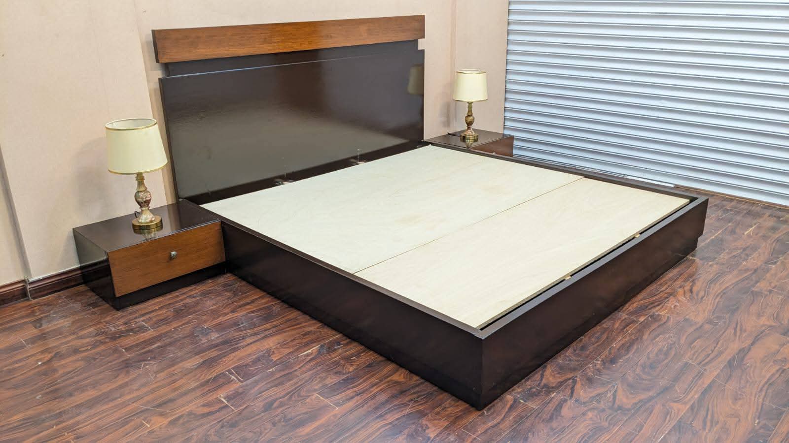 King Size Bed with 2 Side Tables and Dressing Table