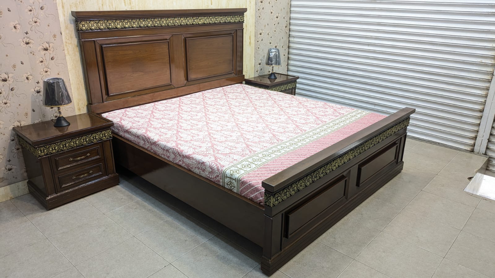 Elegant King Size Bedroom Set