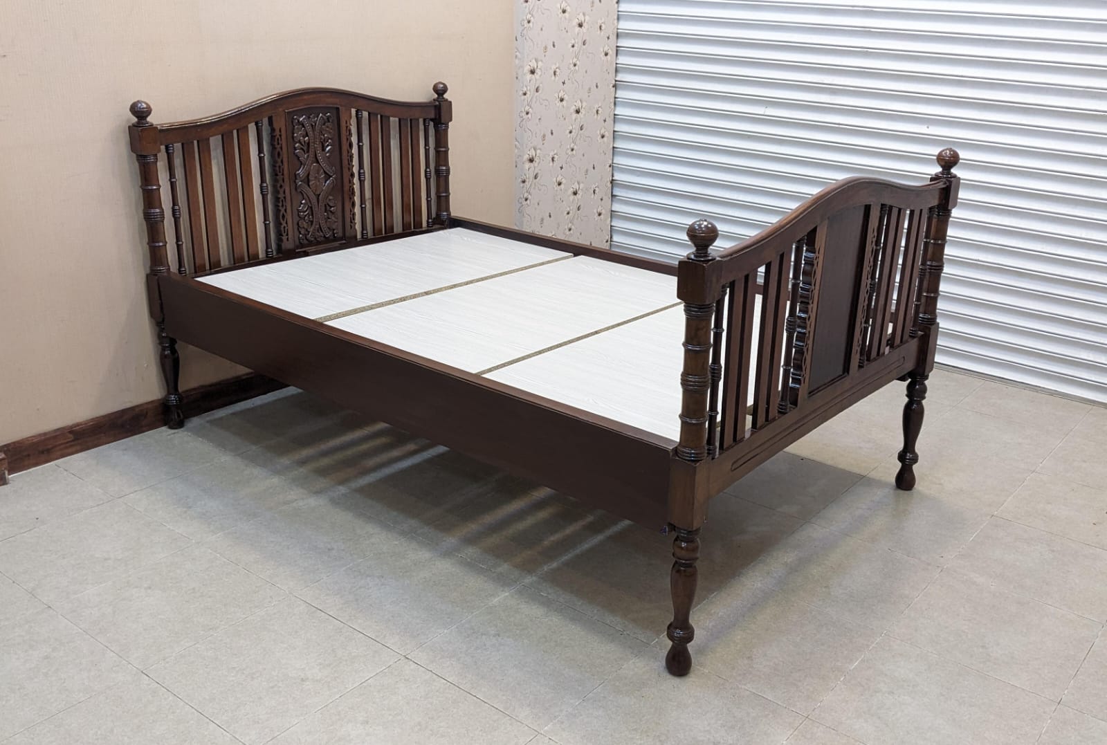 Twin Size Bed