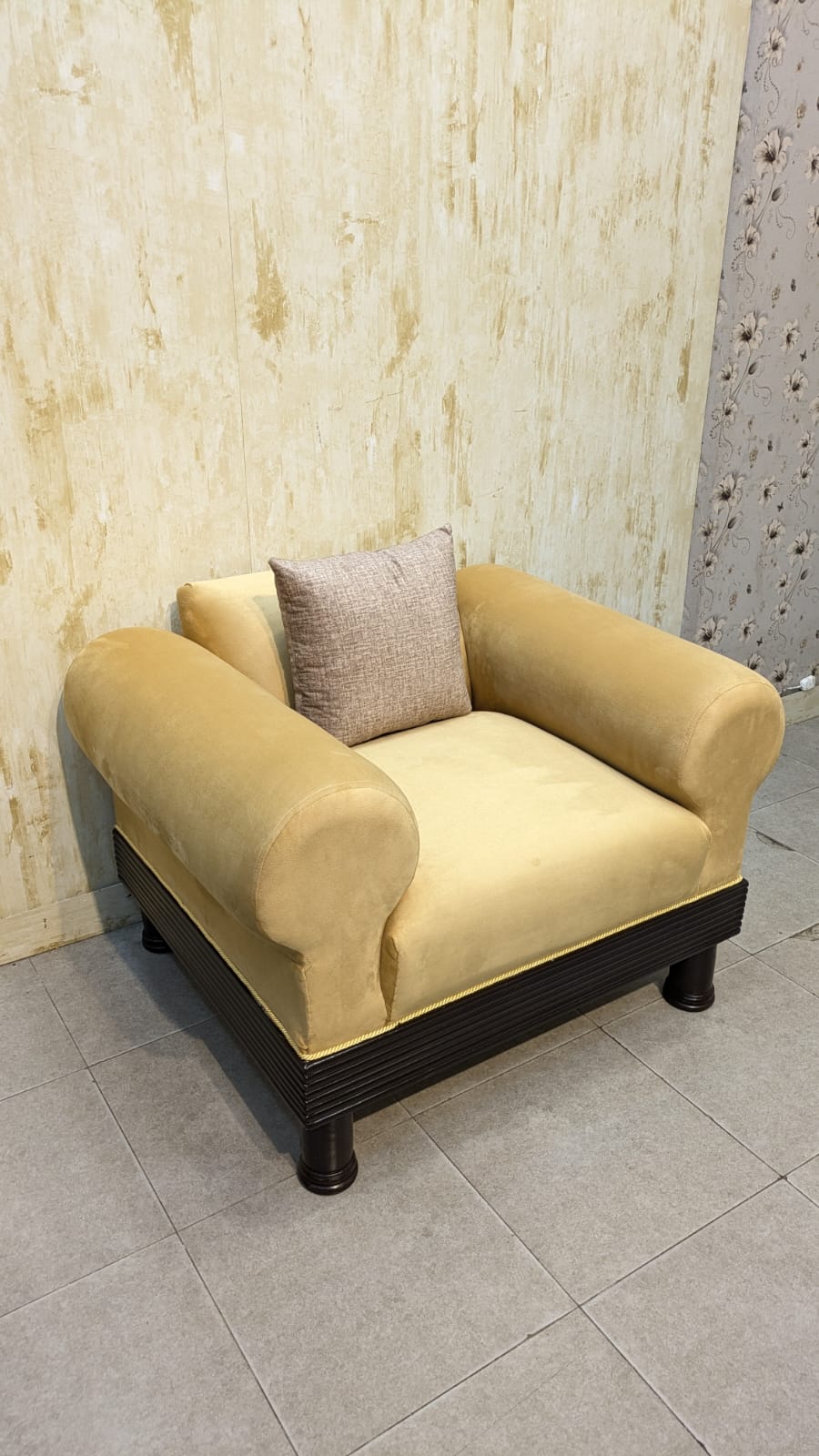 Kalamkaar Furniture – Premium 5 Seater Sofa Set