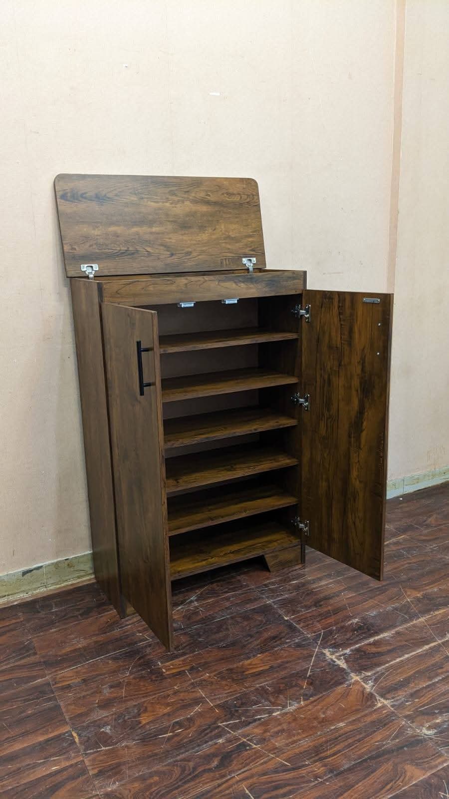 DivineCrafts Brand New Shoe Rack