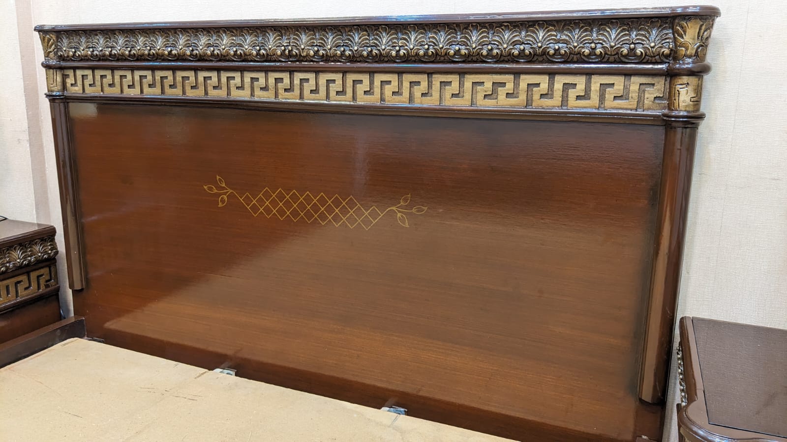 Queen Size Bedroom Set