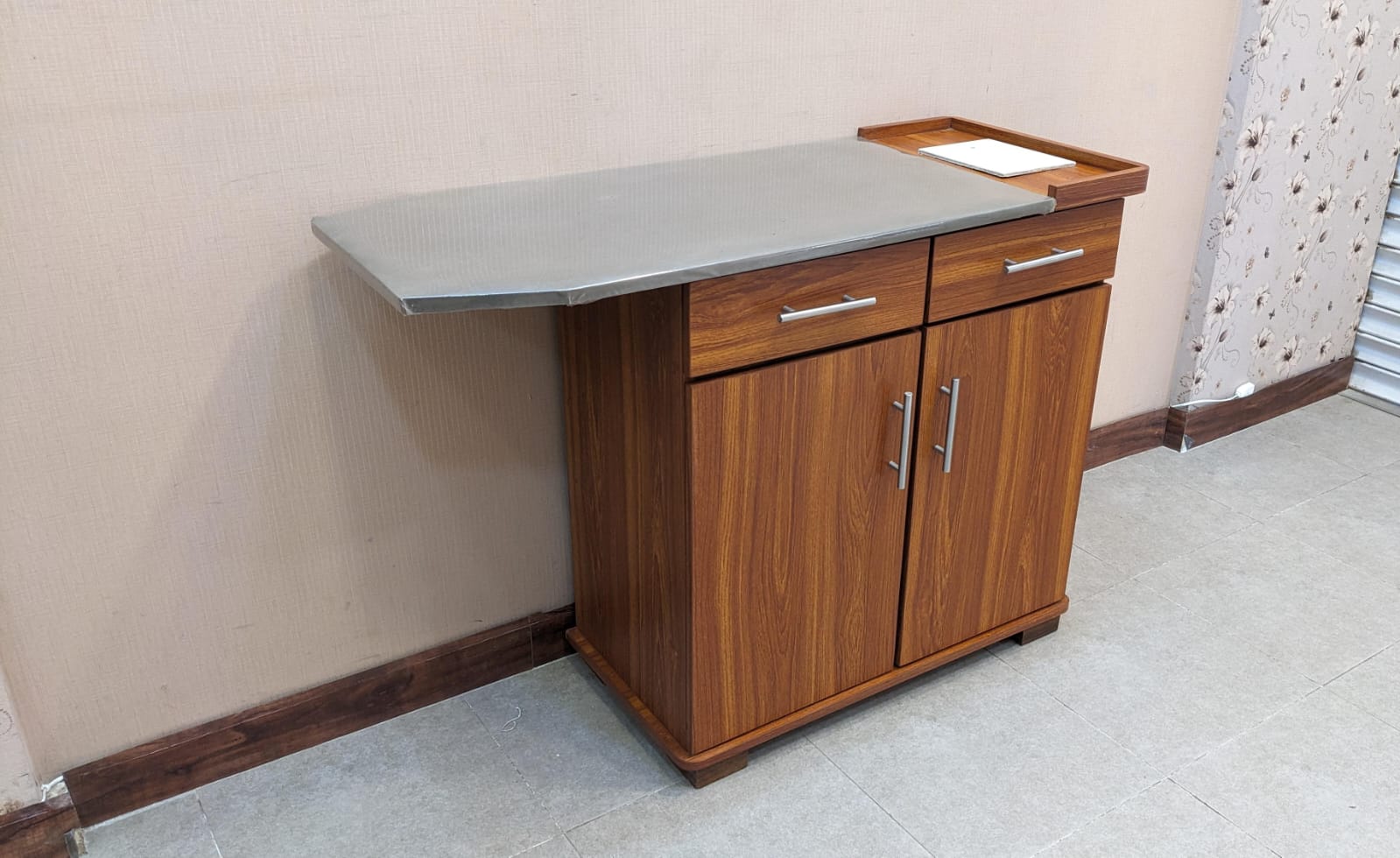 Divinecrafts Brand New Ironing Station