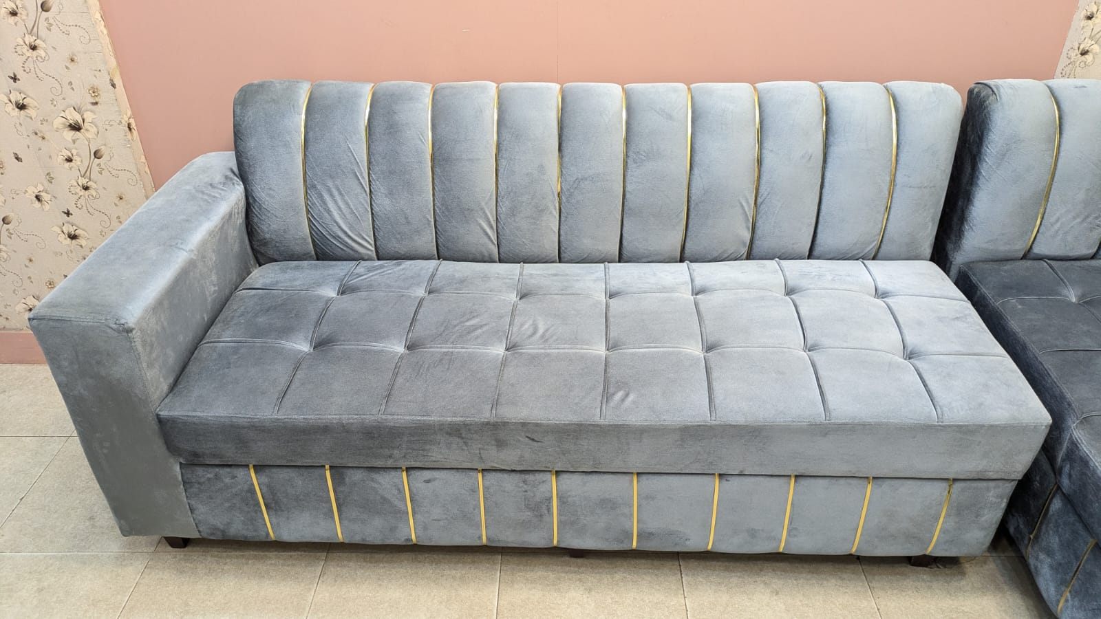 L-SHAPE SOFA SET WITH CENTRE TABLE