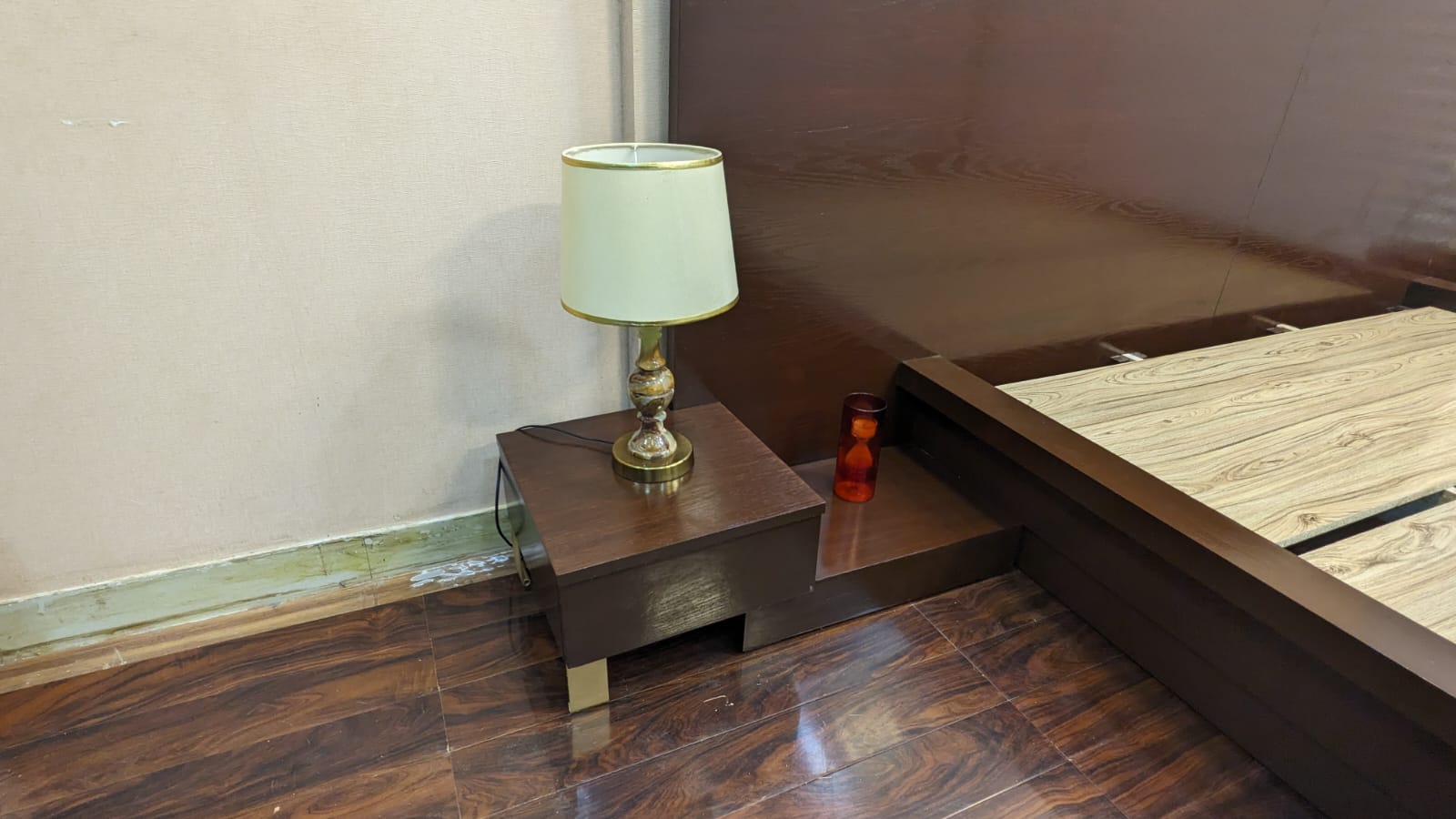 King Size Bed with 2 Side Tables