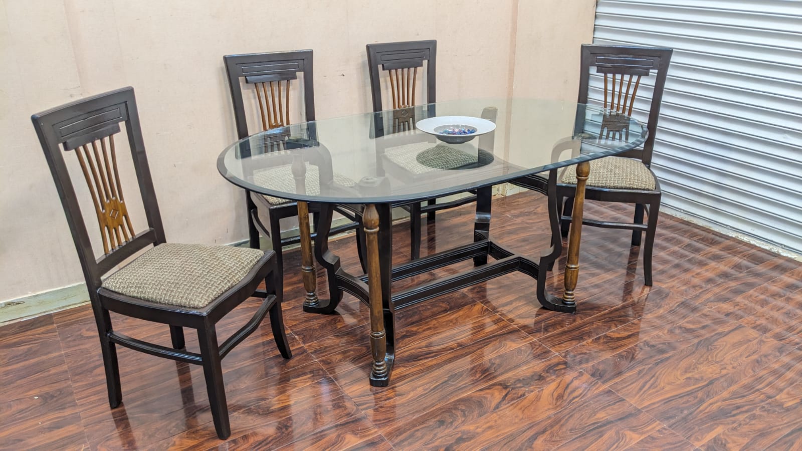 Solid Sheesham Wood 6 Seater Dining Table