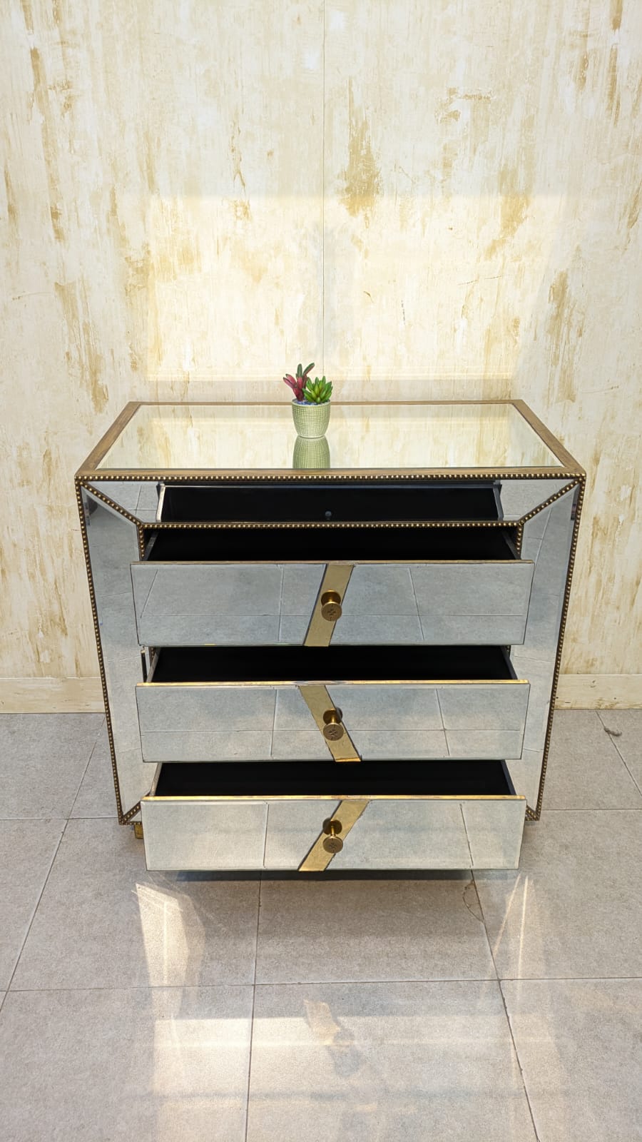 Side Drawers