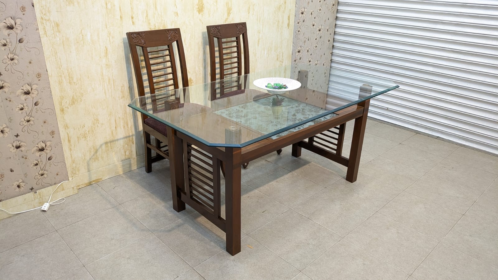 6 Seater Dining Table