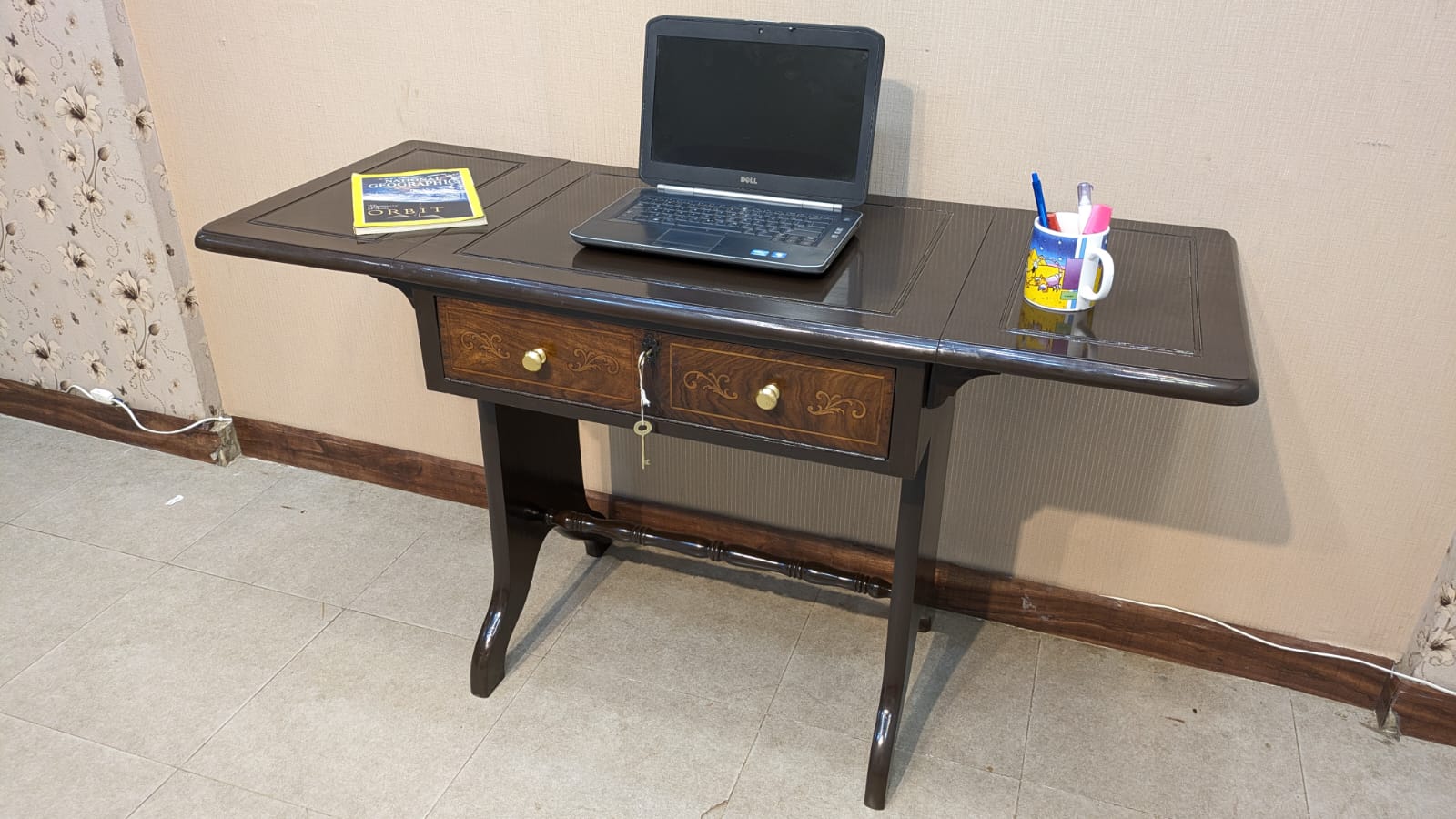Vintage Drop Leaf Style Study Table