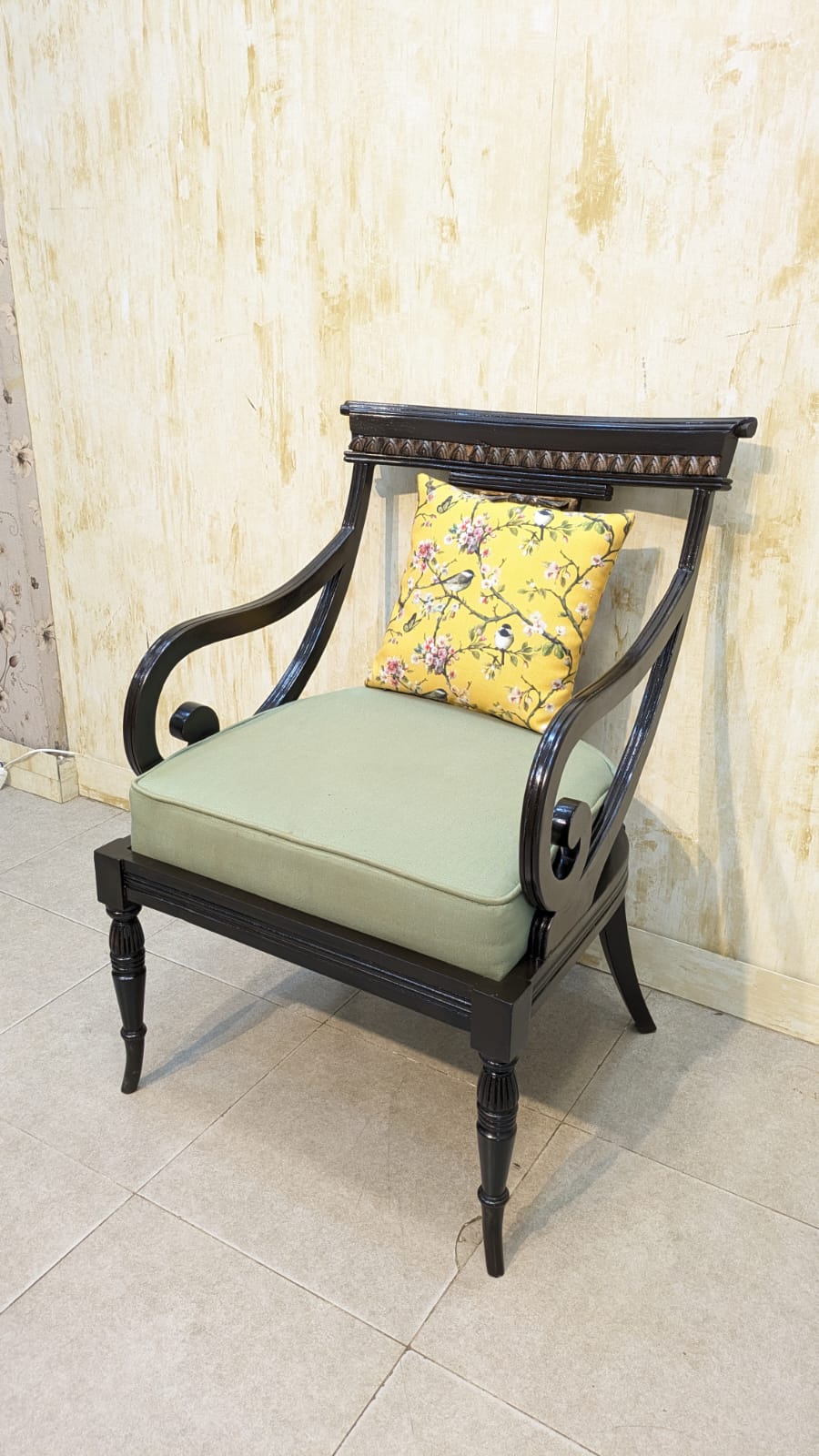 4 Seater Sofa Set
