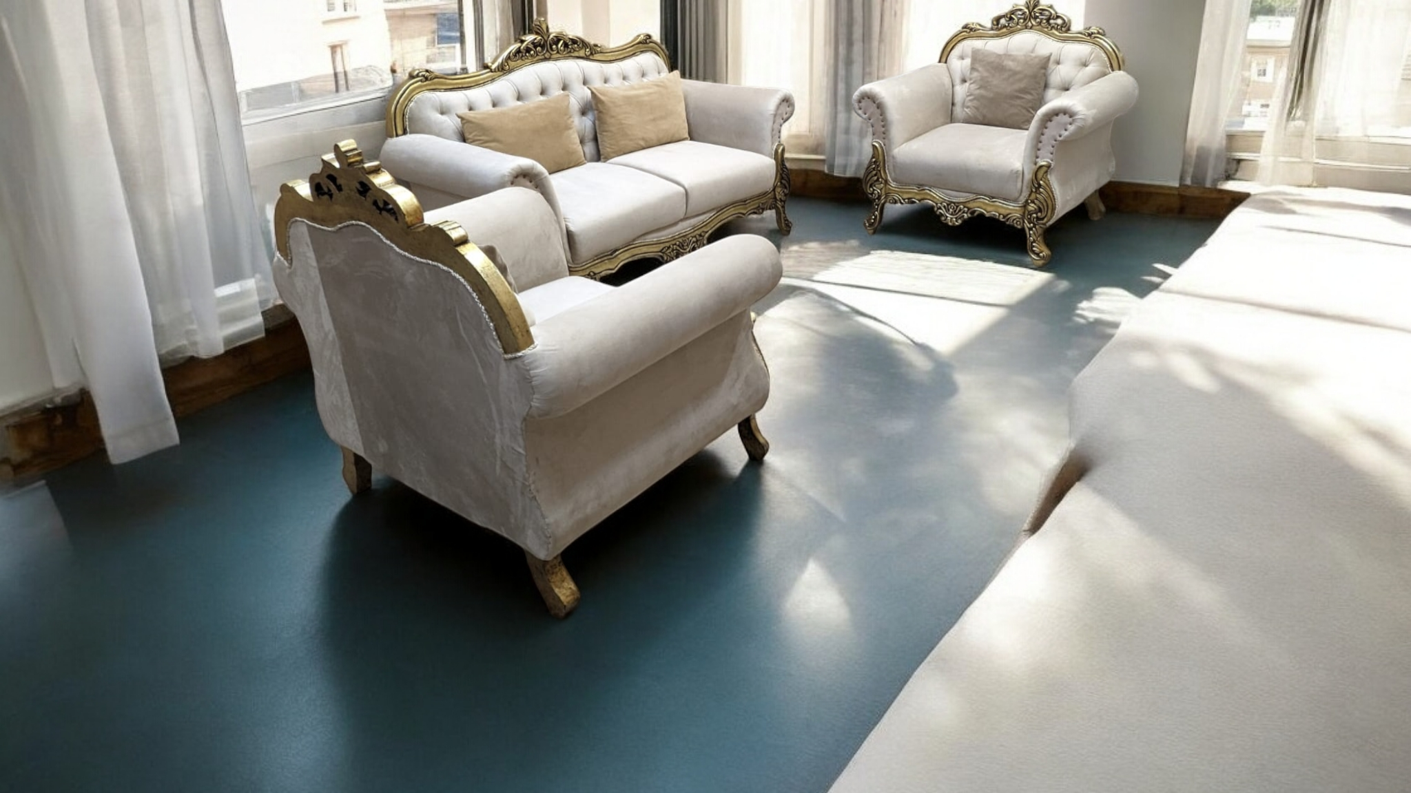 Comfortable 4 Seater Sofa Set